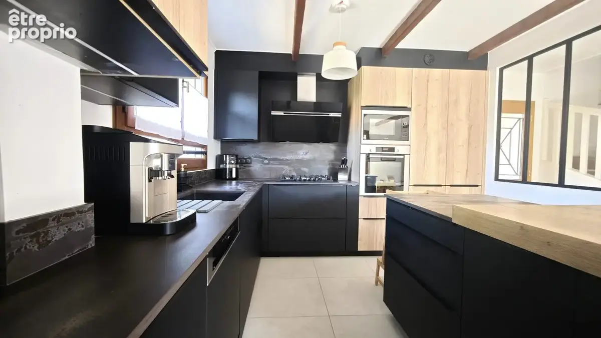 Maison 131 m² à Ville-La-Grand  - photo 8