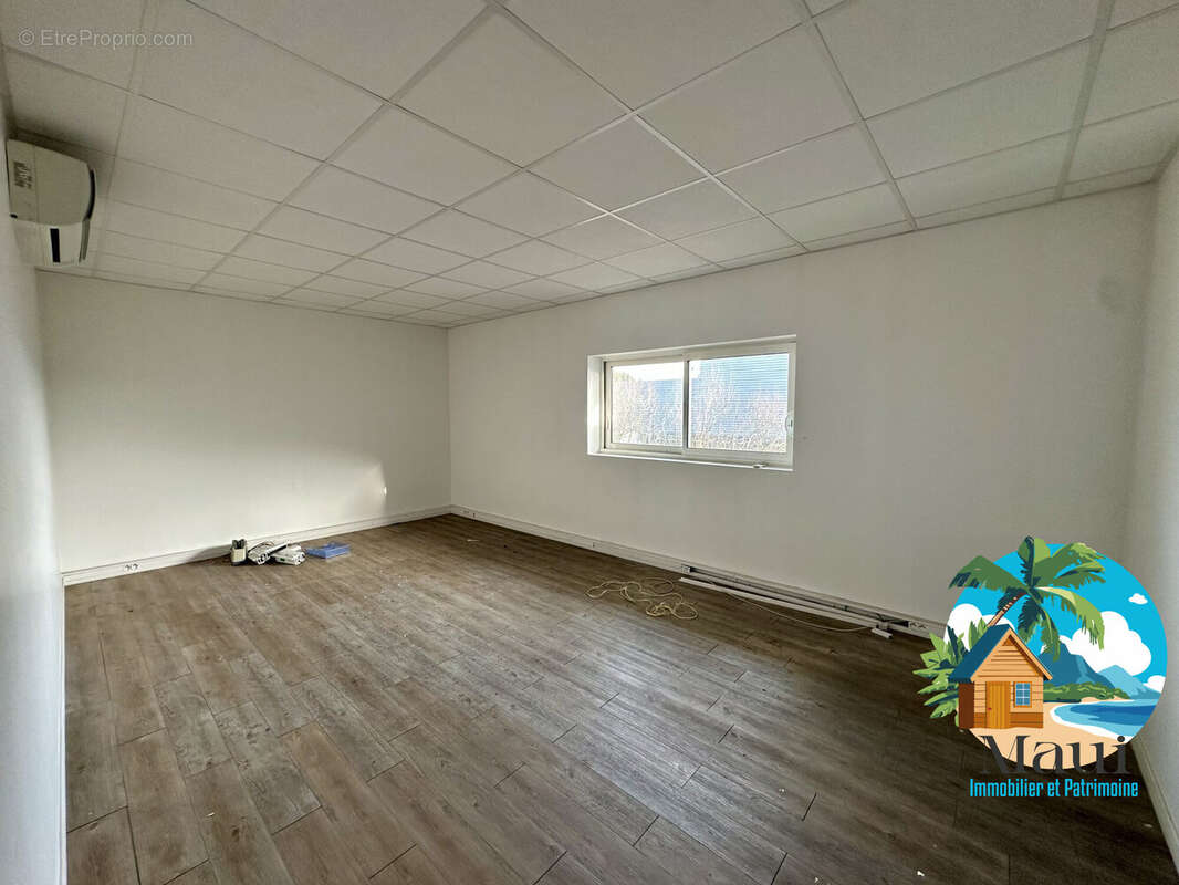 Commerce 313 m² à Saint-Jean-D'illac  - photo 7