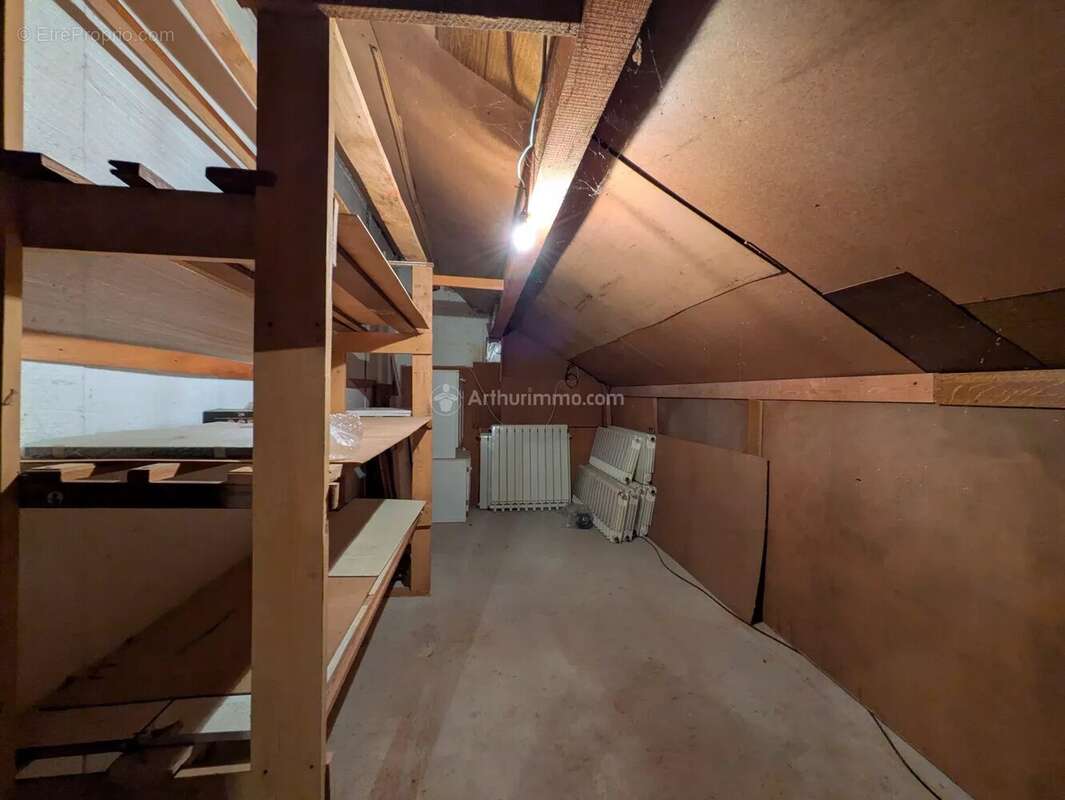 Maison à NEUFCHATEAU