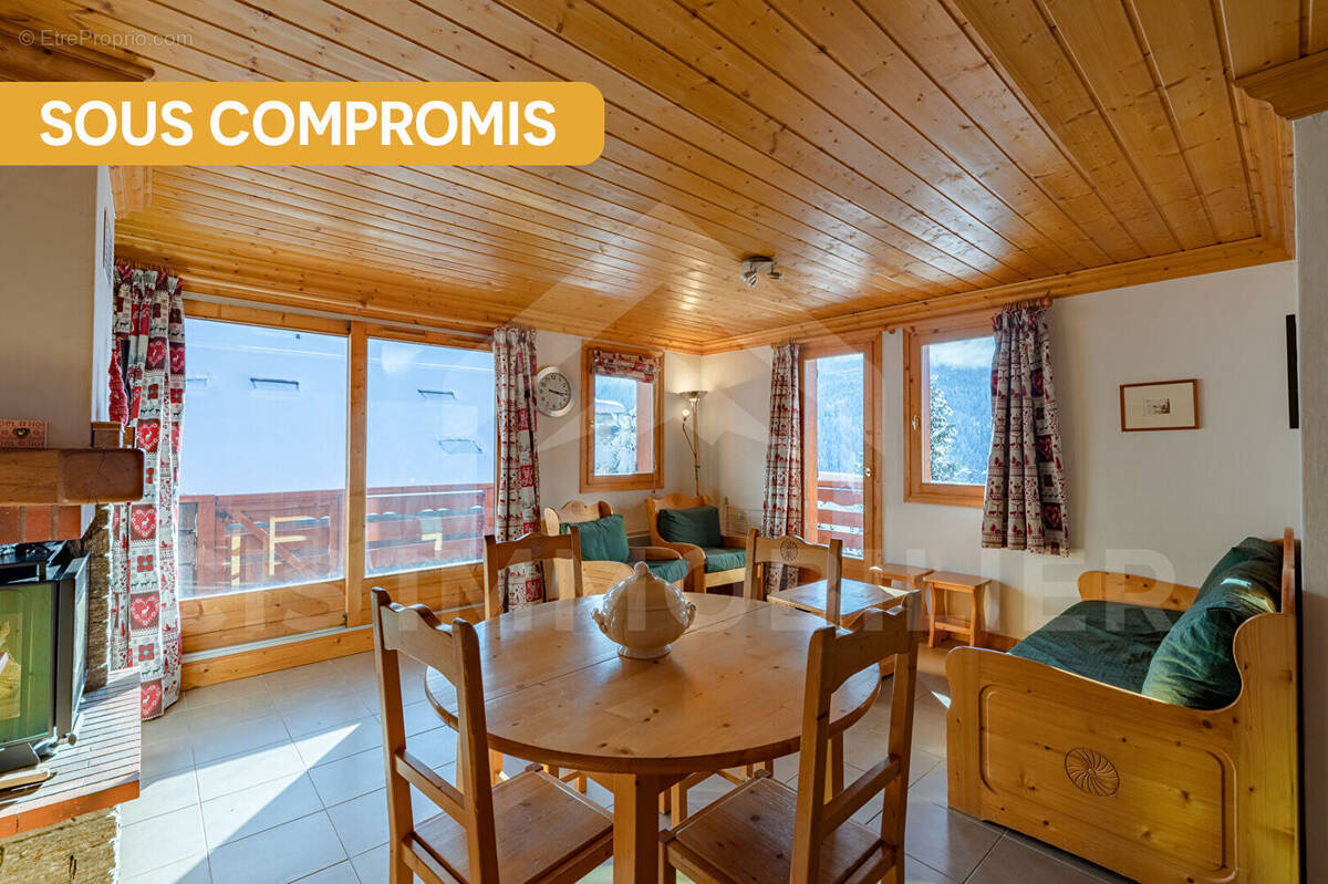 Appartement à LES ALLUES