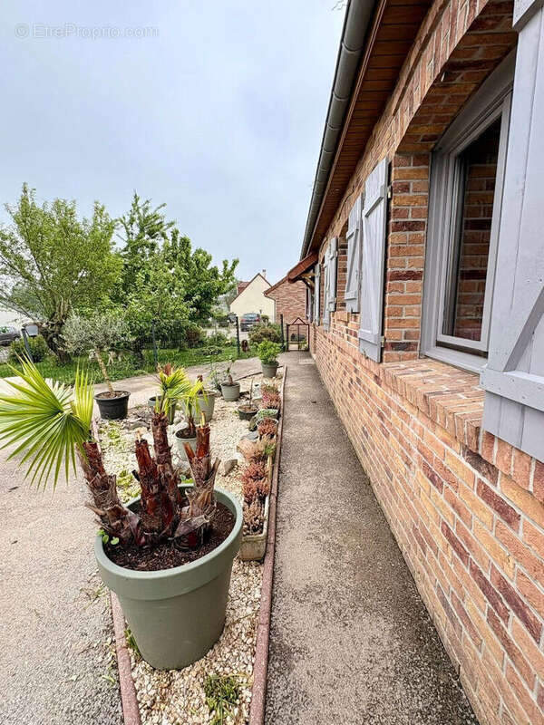 Maison à AVELUY