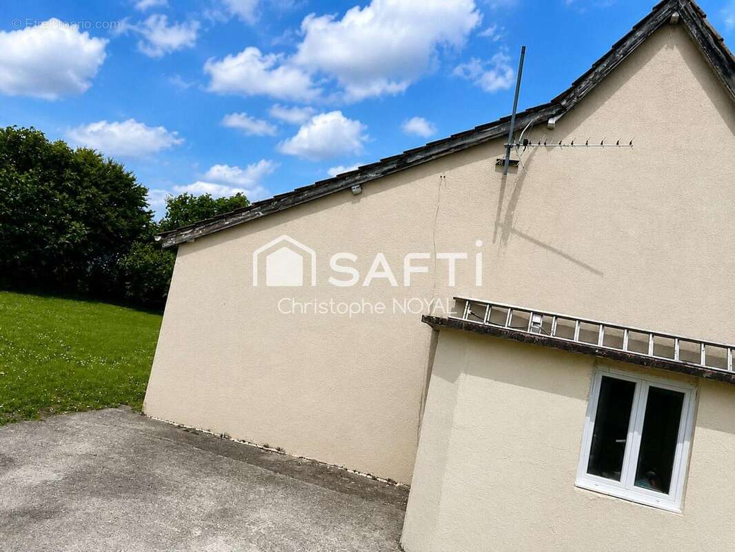 Maison 94 m² à Argagnon  - photo 3