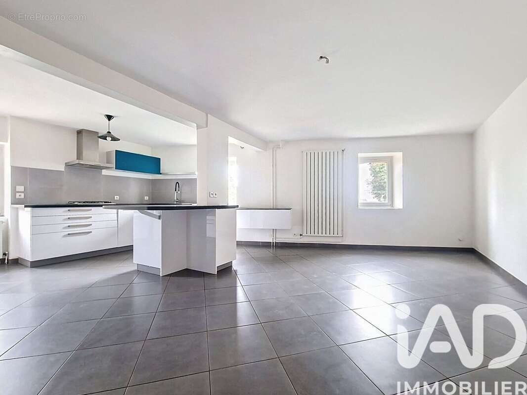 Maison 167 m² à Ville-Sur-Jarnioux  - photo 9