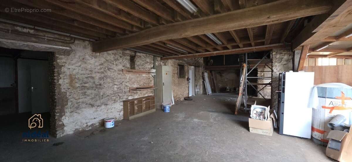 Commerce à PACY-SUR-EURE