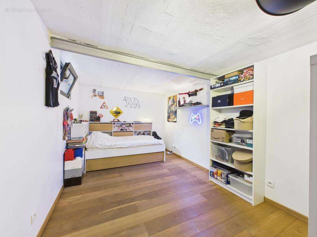 Maison à SAINT-MAUR-DES-FOSSES