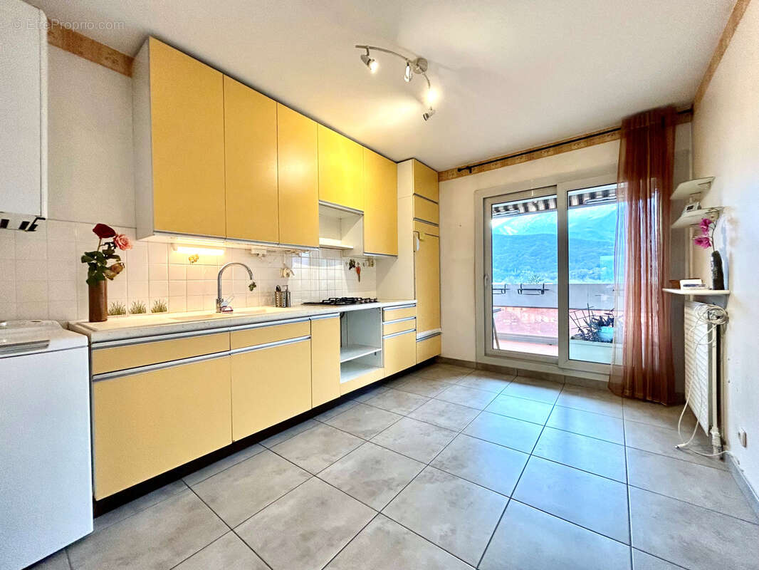 Appartement à ECHIROLLES