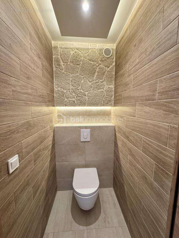 Appartement à MOUGINS