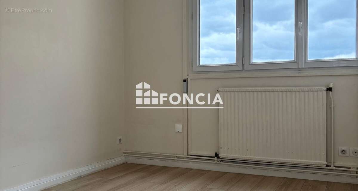 Appartement à PONTOISE