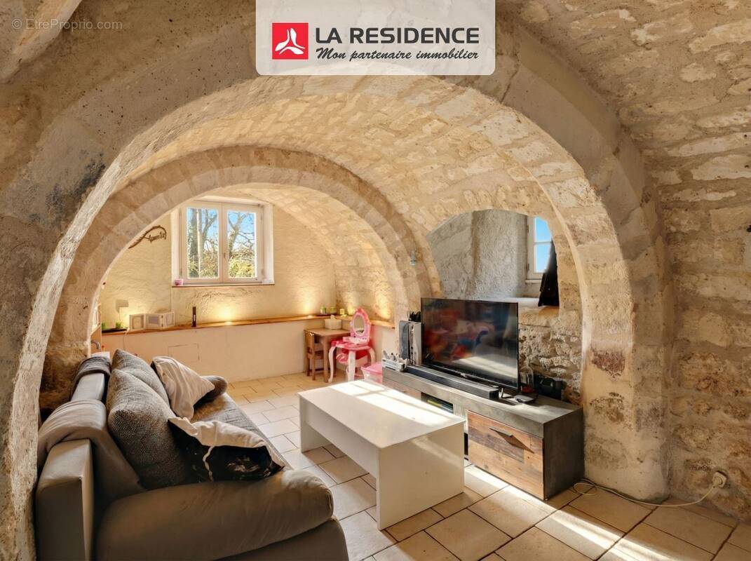 Maison à ARTHIES