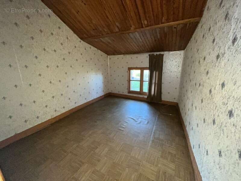 Maison à MERRY-LA-VALLEE