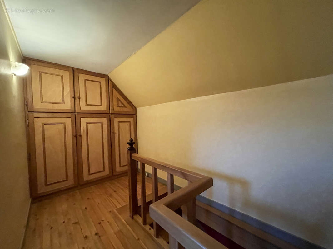 Maison à CIRES-LES-MELLO