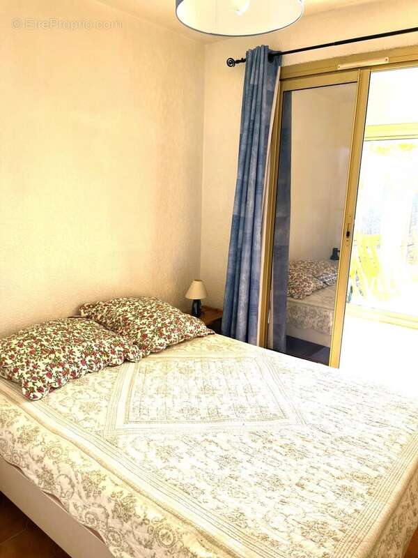 Appartement à LA LONDE-LES-MAURES