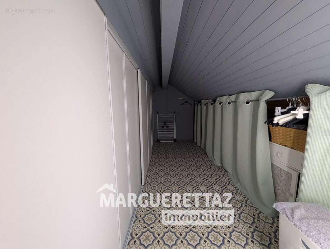 Appartement à SAINT-JEOIRE