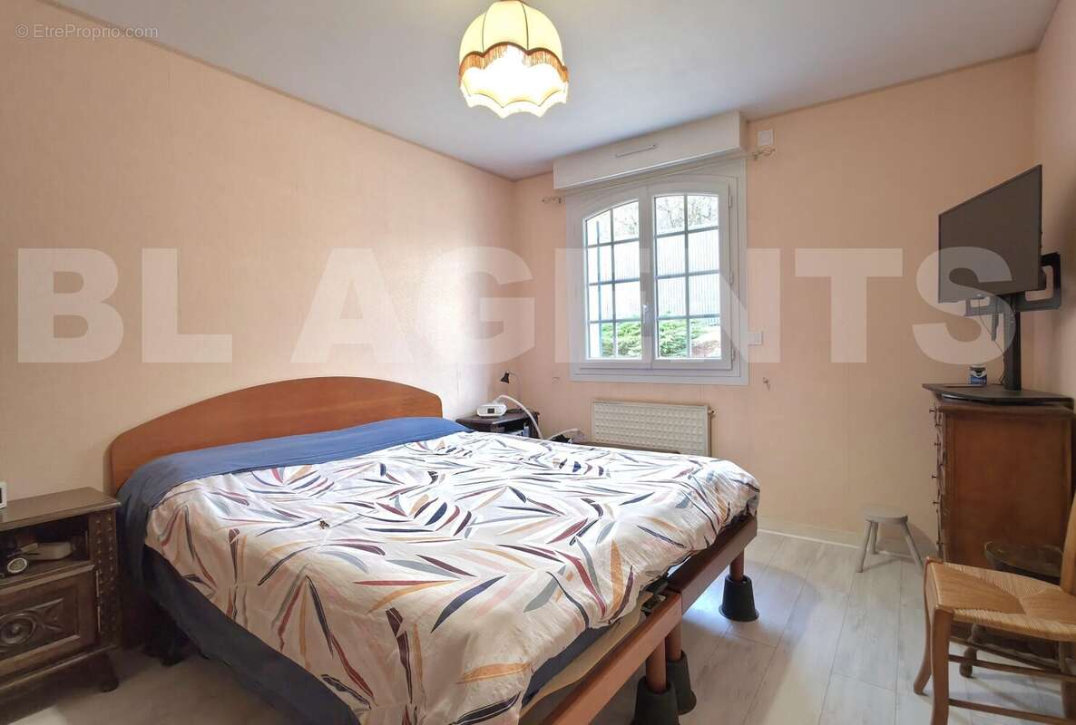 20251208_104245 - Maison à LE MANS