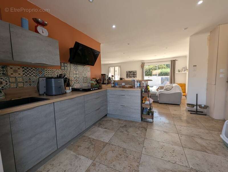 Maison à SAINT-GILLES