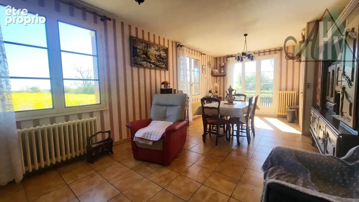 Maison familiale avec grand terrain - Bazoches-les-Bray - photo 4
