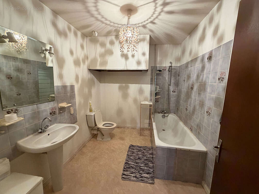 Appartement à DECAZEVILLE