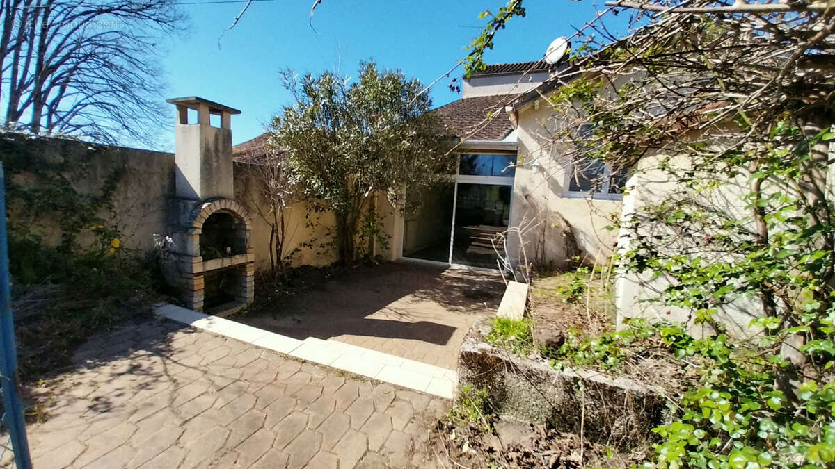 Maison à RAZAC-SUR-L'ISLE