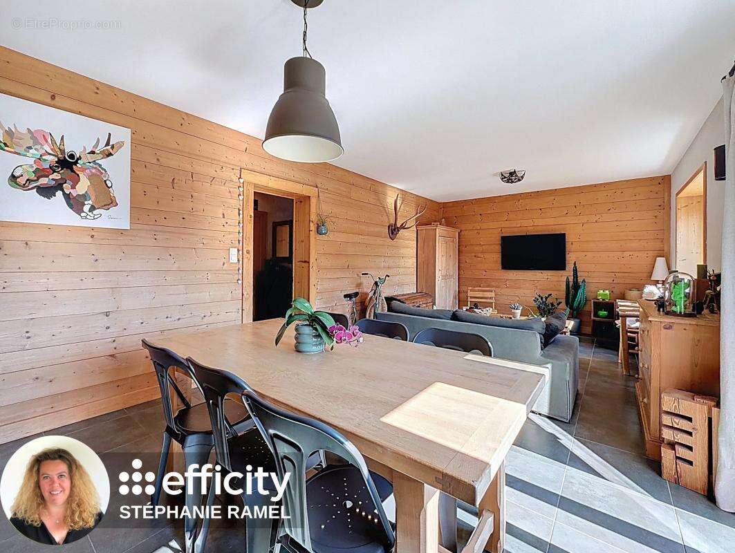Appartement à MARIGNIER