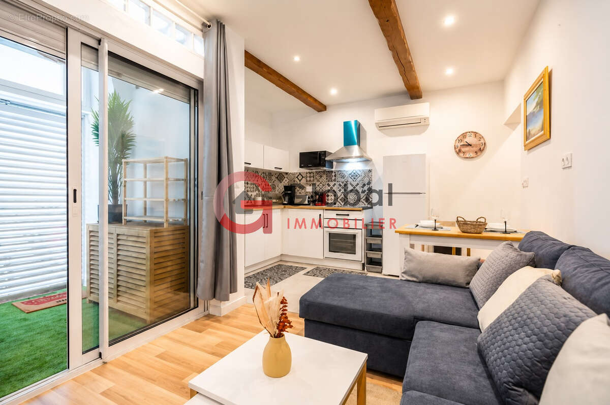 Appartement à MARSEILLE-5E