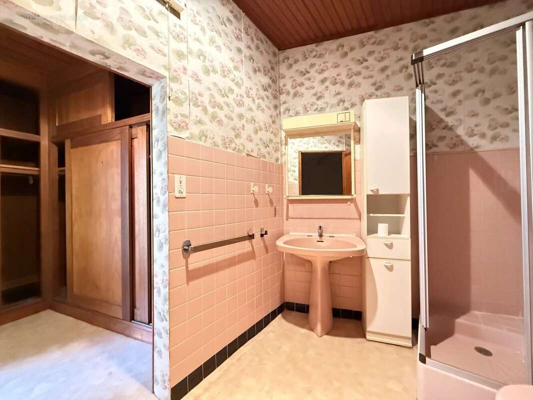 Maison 5 pièces avec jardin et terrasse - photo 11
