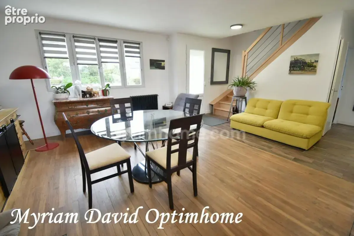 Maison entièrement rénovée 110 m² – 4 chambres – DPE C – Terrain 1 340 m² – Proche bourg de Plouray - photo 3