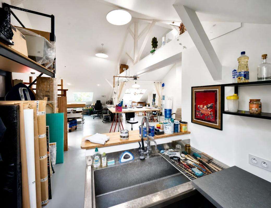 Maison de 10 pièces de 200 m² à Bourges - photo 10