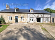 Maison à LE TEILLEUL