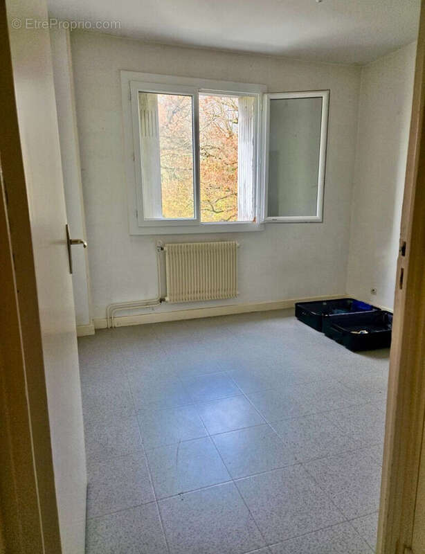 Appartement à CIRY-LE-NOBLE