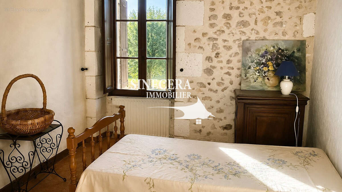 Maison 110 m² à Tocane-Saint-Apre  - photo 9