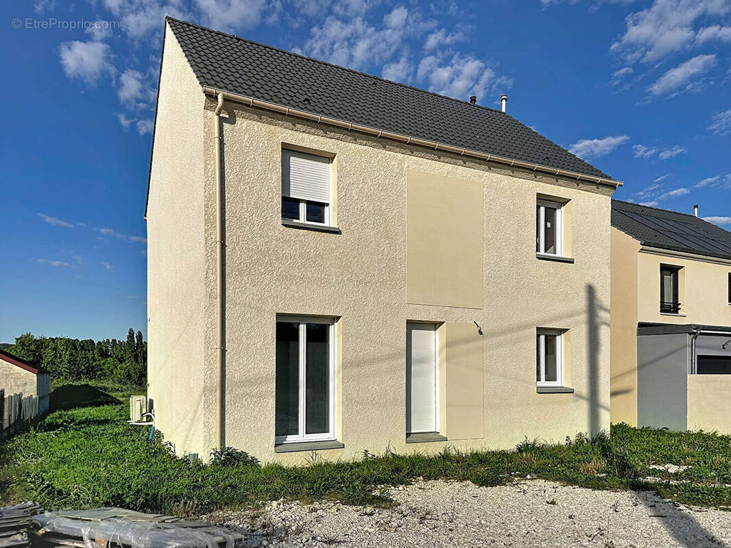 Maison à COULOMMIERS