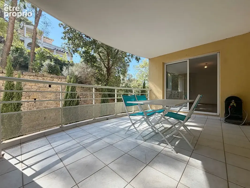 Appartement à HYERES