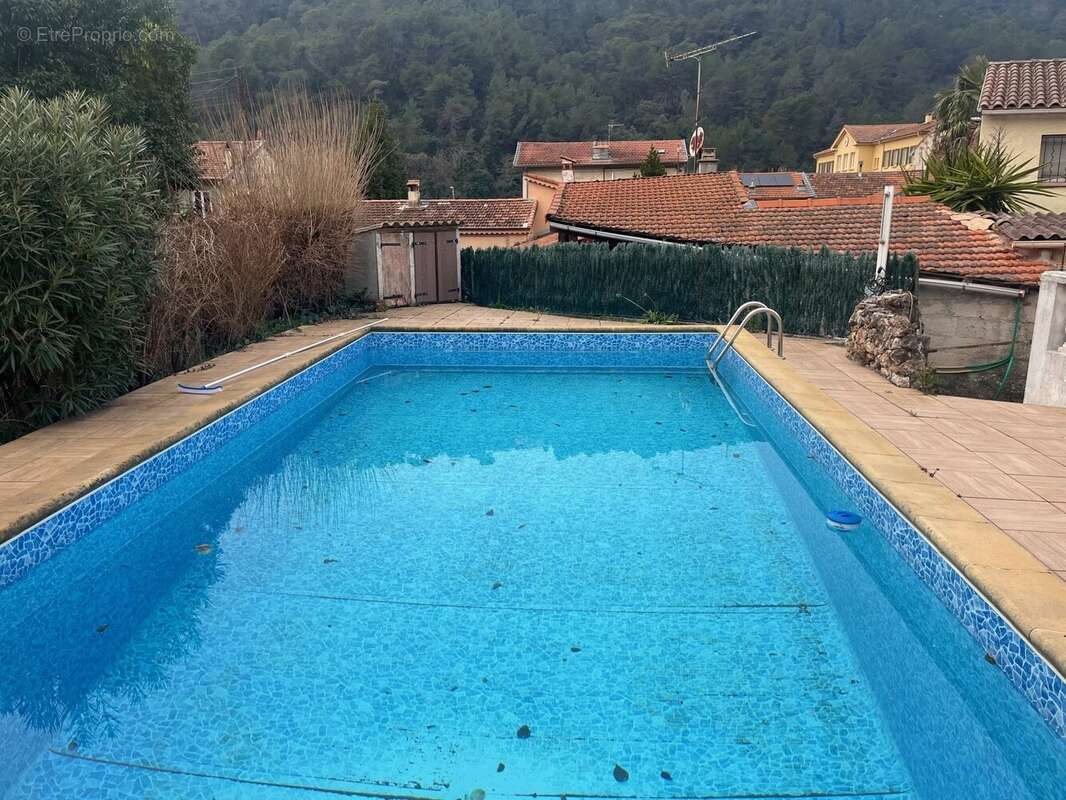 Maison à DRAP