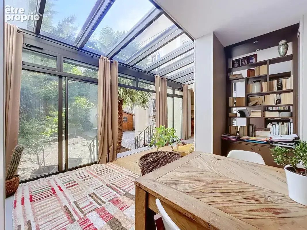 Maison 5 pièces 175 m² à vendre à Montreuil (93100) - photo 2