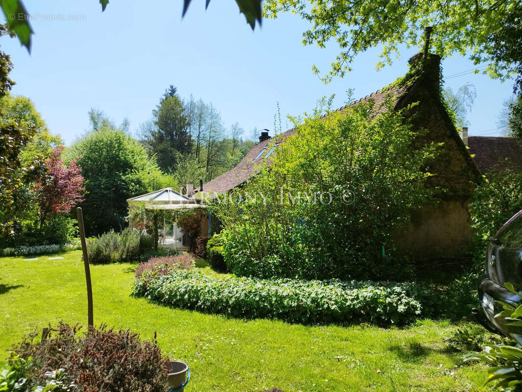 Maison à LONGNY-AU-PERCHE