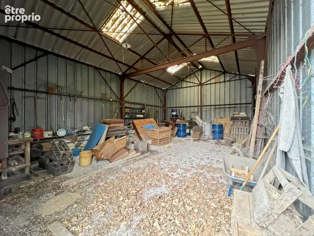  Longère de plain-pied, grand grenier aménageable et hangar sur parcelle potentiellement constructible  - photo 18