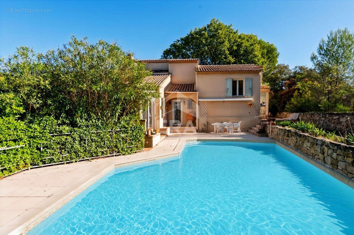 Maison à BOUC-BEL-AIR