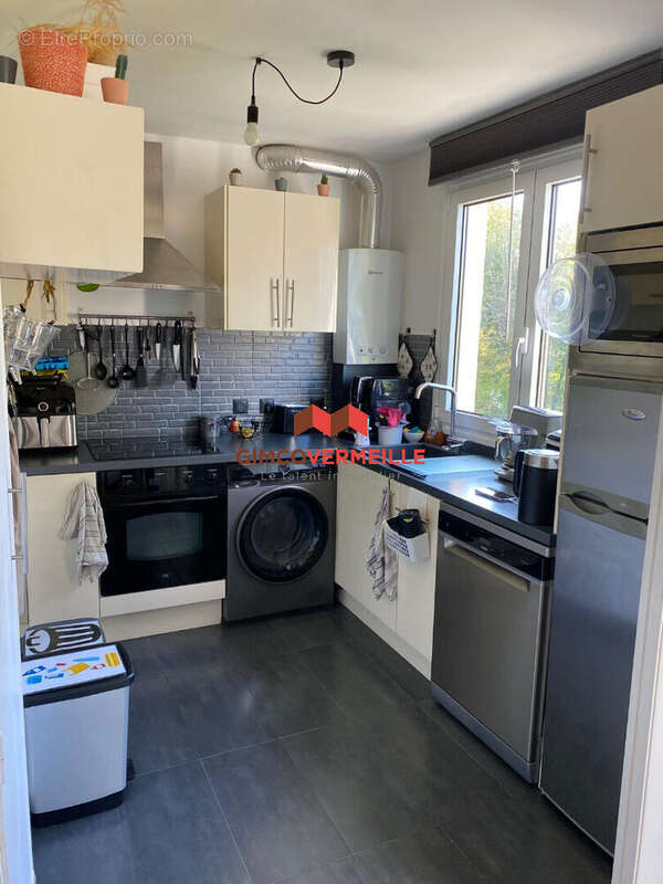 Appartement à LA CELLE-SAINT-CLOUD