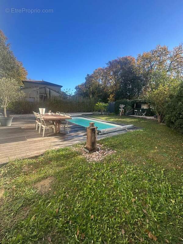 Maison à SAINT-JEAN-DE-CORNIES