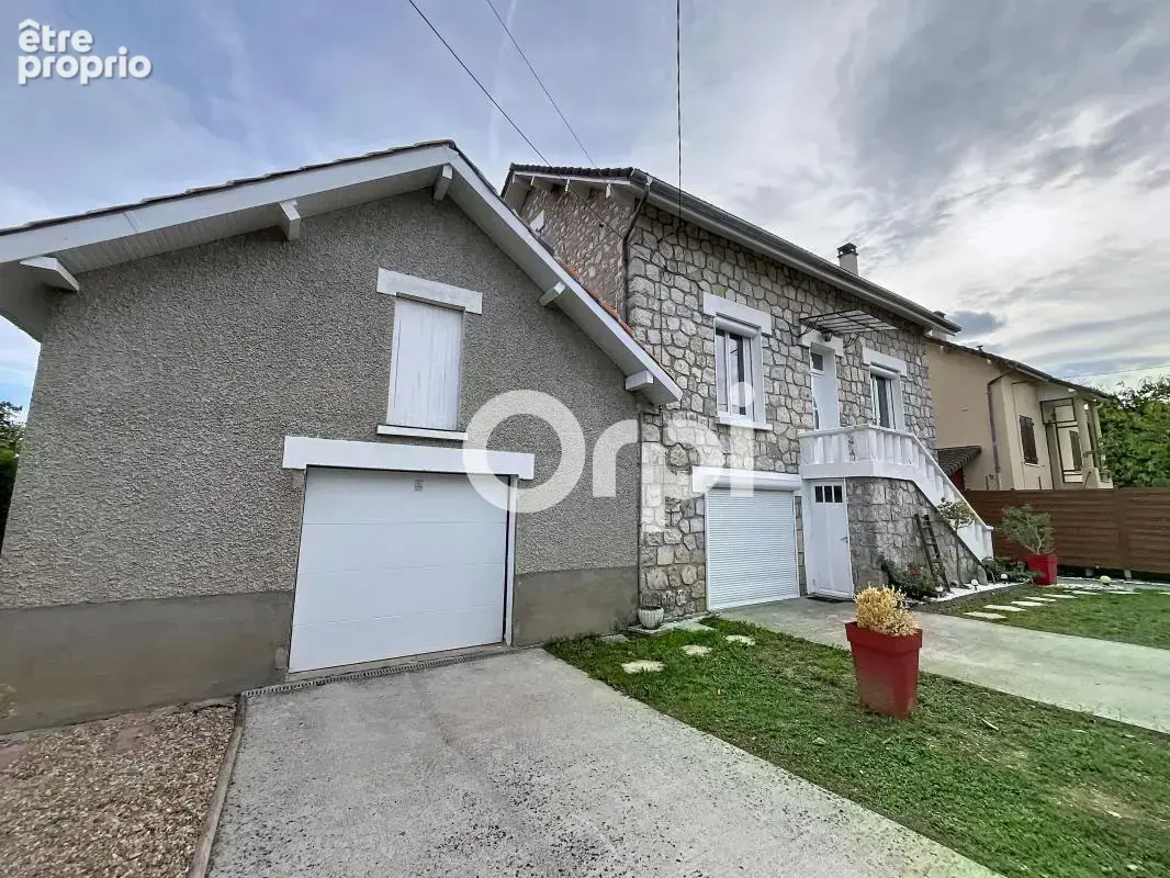 Maison À Vendre à Terrasson - photo 2