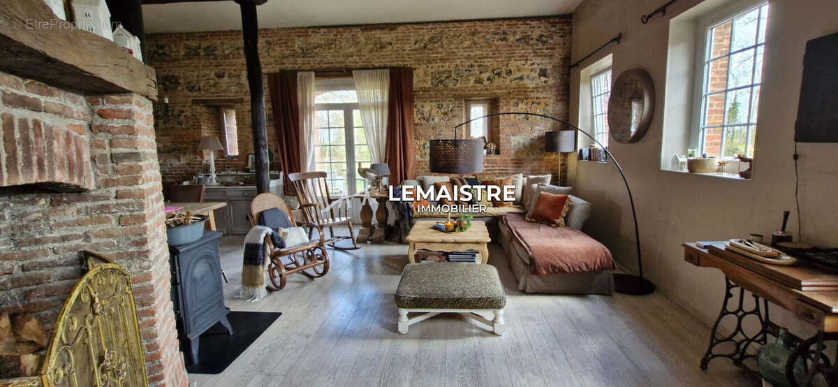 Maison à vendre - Axe Yvetot / Yerville - 232 m² - 6 chambres - Atelier - Terrain de 4 700 m² - photo 6
