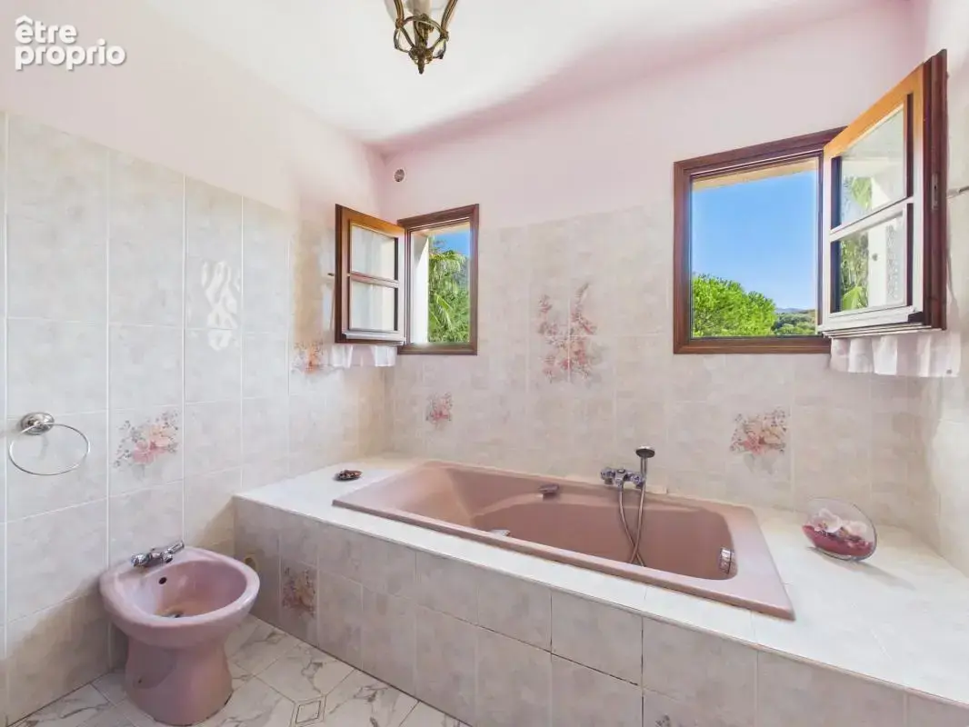 A vendre villa f4/5 avec piscine a afa - photo 9