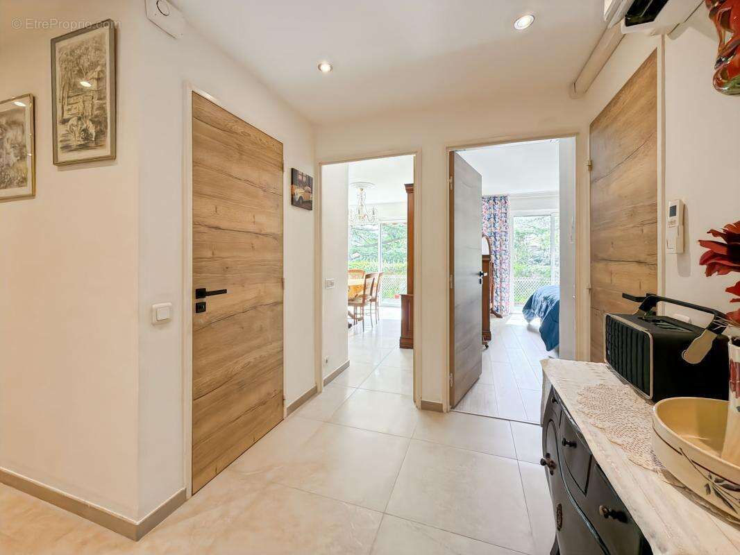 Appartement à FREJUS