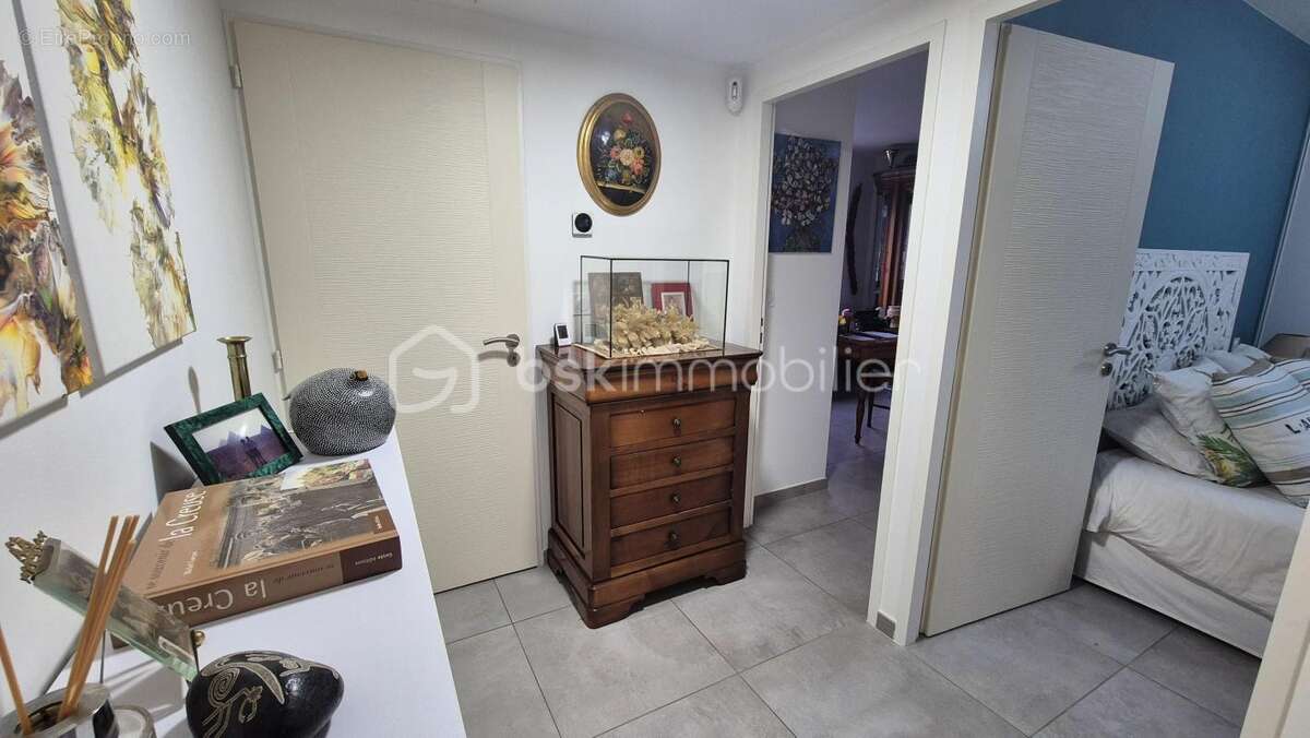 A vendre villa recente trois faces de 108m² sur terrain de 300m² en impasse a saint cyprien plage - proche du port - trois chamb - photo 24