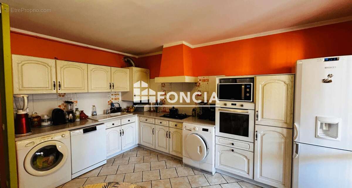Appartement à AUBAGNE