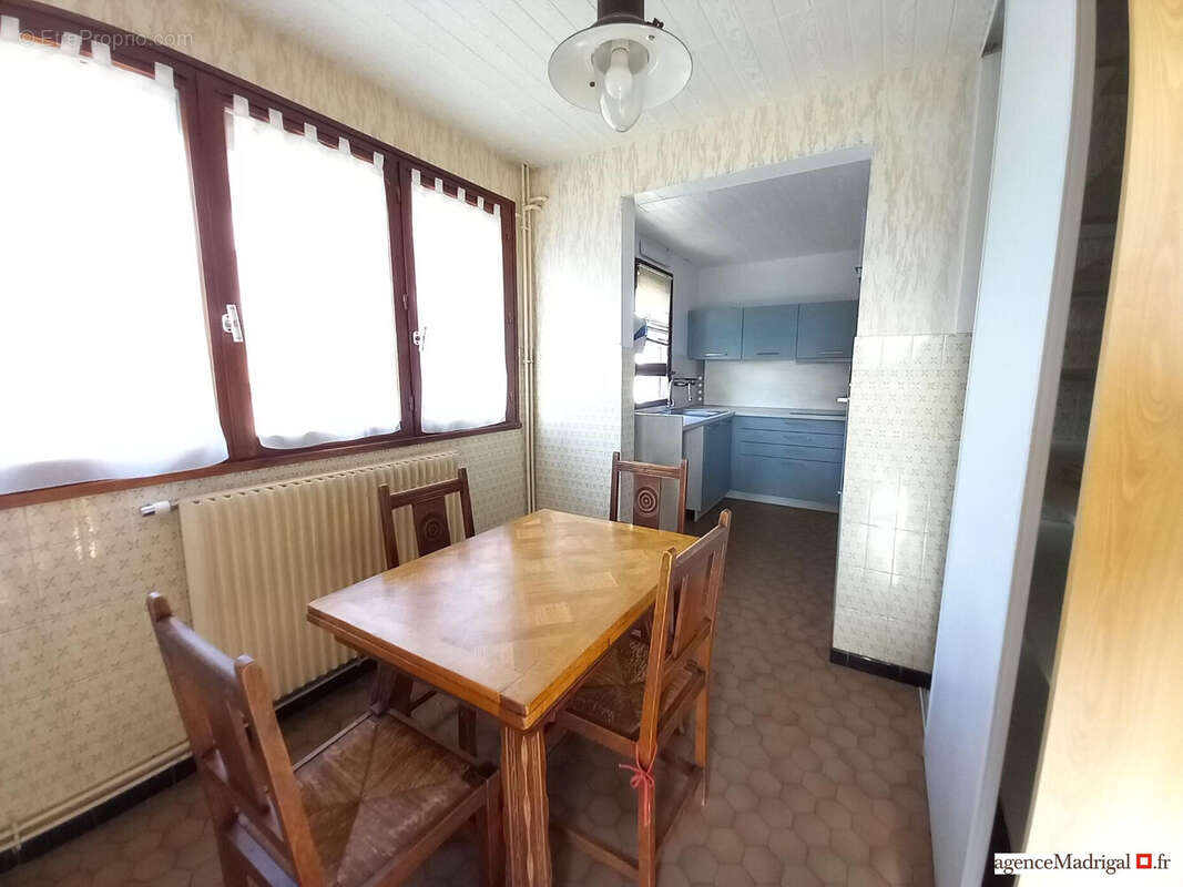 Maison à RIVES