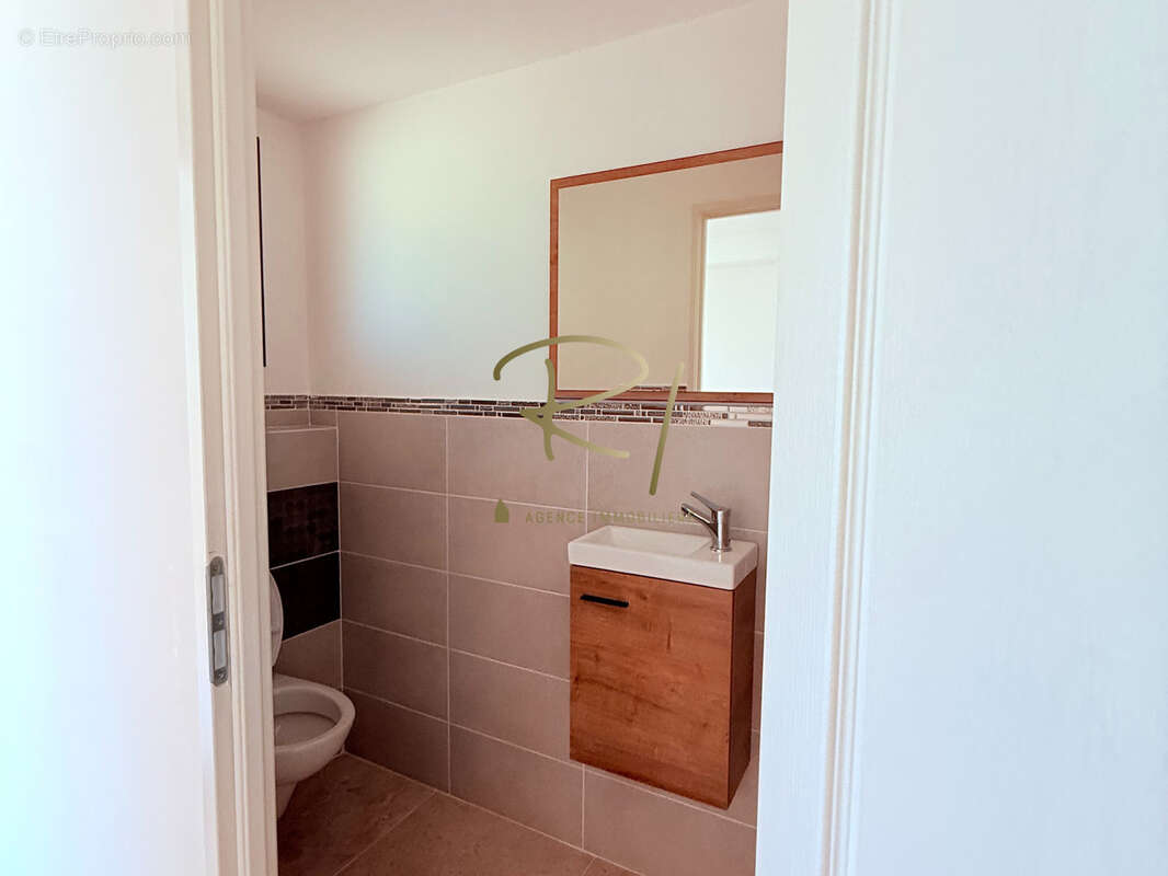Belle propriété avec 2 logements Vallée de la Cèze - photo 6