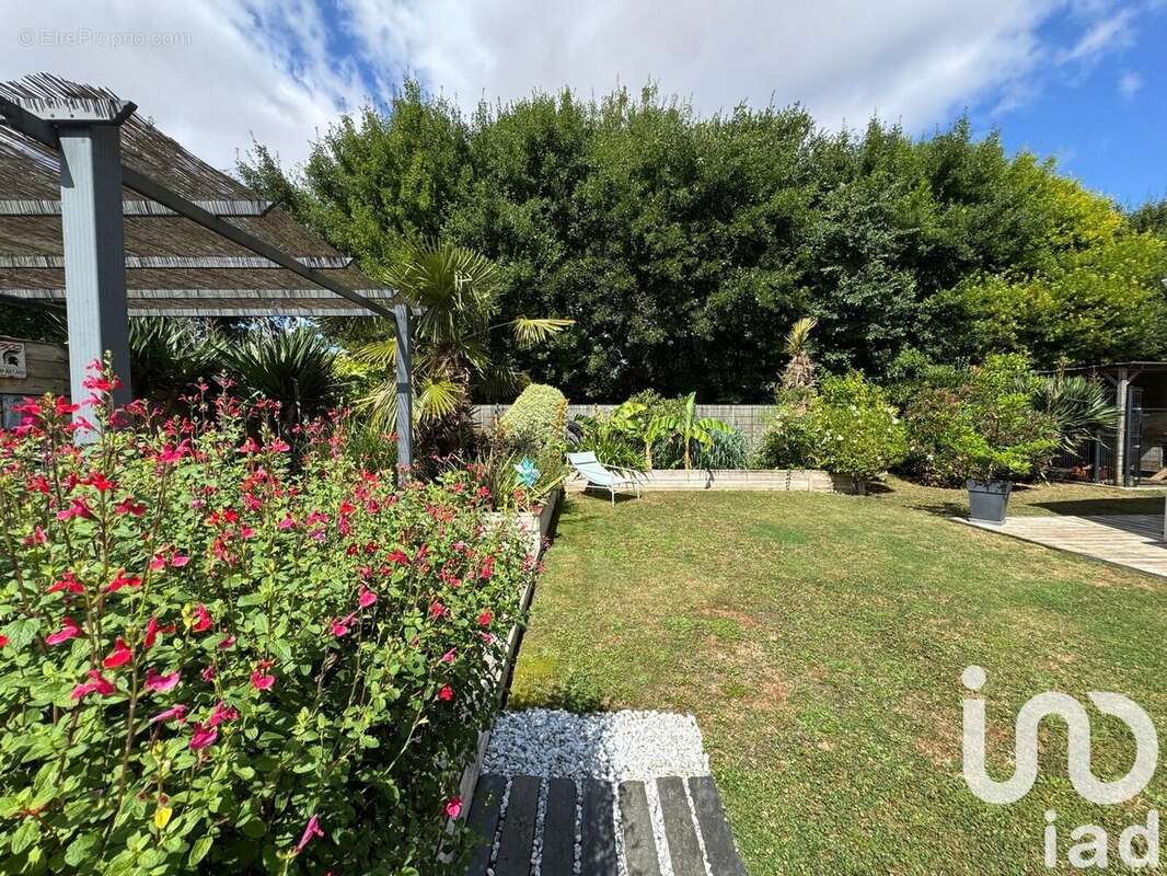 Photo 3 - Maison à SAINT-CHRISTOPHE