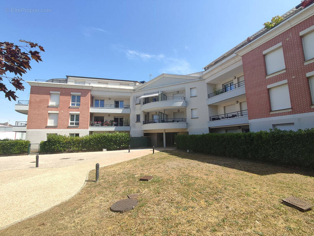 Appartement à FLEURY-LES-AUBRAIS