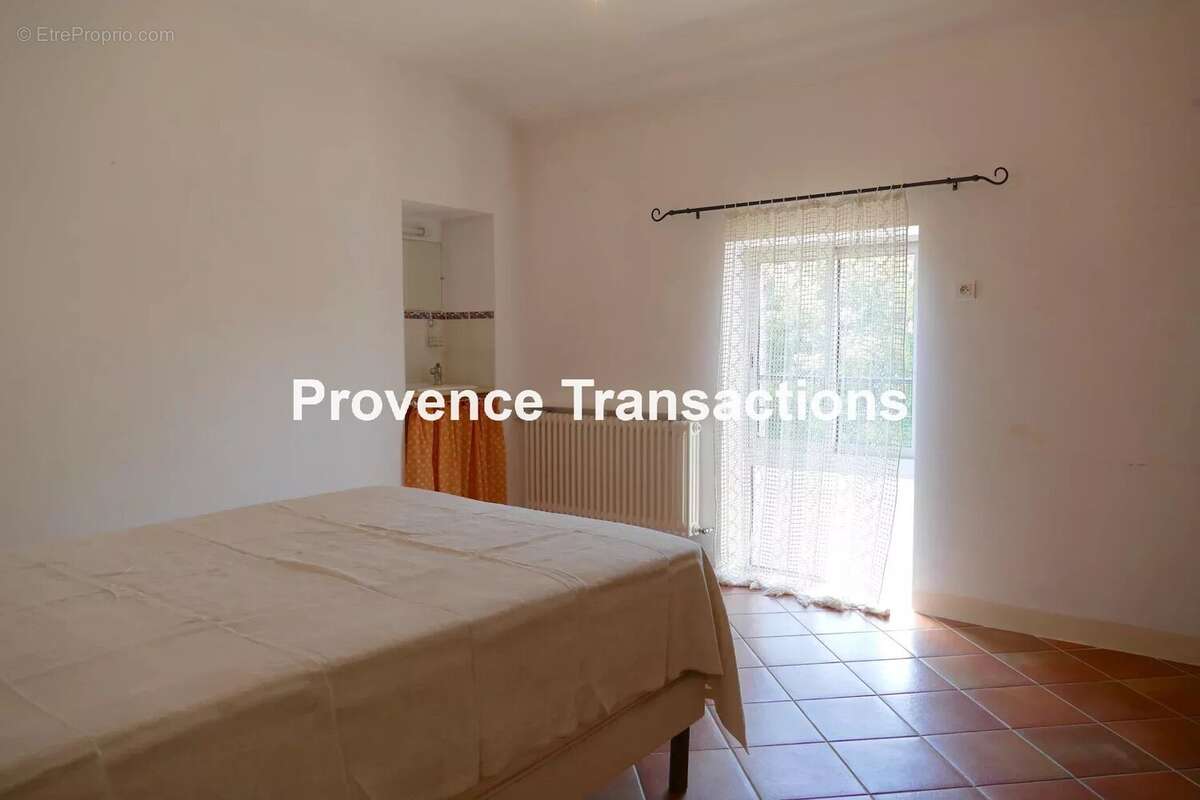 authentique mas rénové sur 2890m2 ! - photo 20